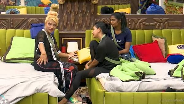 அதுக்குள்ள குரூப்பா? இந்த வாரம் யாருக்கு பாயாசம் தெரியலையே... ப்ரமோவால் ஃபீலாகும் நெட்டிசன்ஸ்!