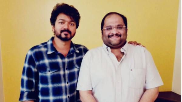 அடுத்த அதிர்ச்சி.. பிரபல தயாரிப்பாளர் மாரடைப்பு காரணமாக உயிரிழந்தார்.. சோகத்தில் மூழ்கிய திரையுலகம்