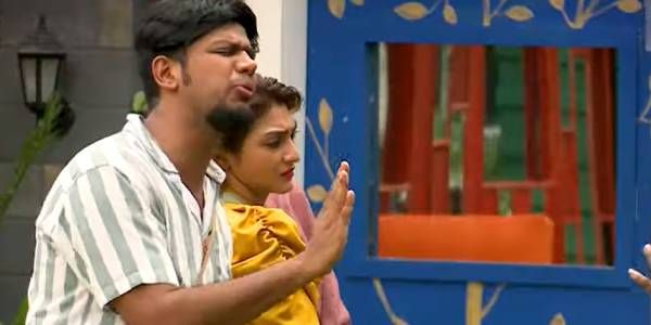 சரியான திமிரு பிடிச்சவன்… அவனை பார்த்தாலே இரிட்டேட் ஆகுது… அபிஷேக்கை திட்டித்தீர்க்கும் நெட்டிசன்ஸ்!