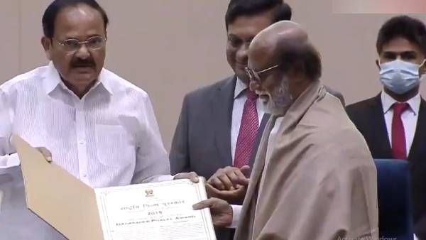 தாதாசாகேப் பால்கே விருது பெற்றார் சூப்பர்ஸ்டார் ரஜினிகாந்த்!