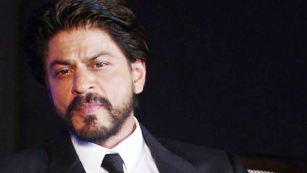 என்னாது ஷாருக்கான் ‘முஸ்லிம் சூப்பர்ஸ்டாரா’? பிரபலத்தின் கருத்தால் கிளம்பிய பூகம்பம்!