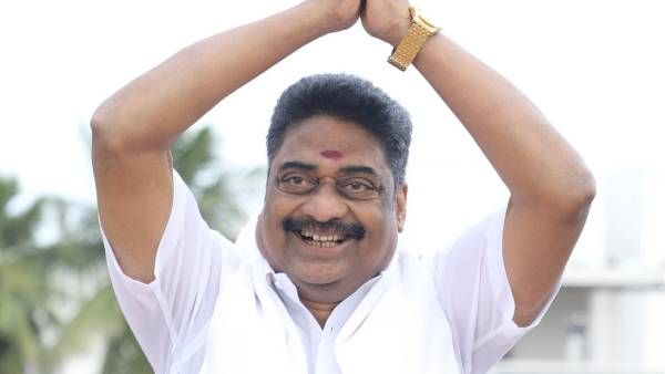 காப்பான் பட வில்லன் நடிகர் மாரடைப்பால் திடீர் மரணம்... அதிர்ச்சியில் தமிழ் திரையுலகம்!