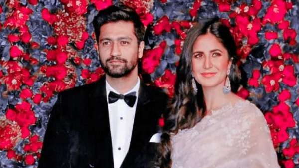 தன்னை விட 5 வயது சிறிய நடிகரை திருமணம் செய்யும் பிரபல நடிகை... கல்யாணம் எங்கேன்னு பாருங்க?