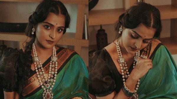 ராஜ உடையில் கம்பீரமான போஸ்.... கலக்கும் ரம்யா நம்பீசன்