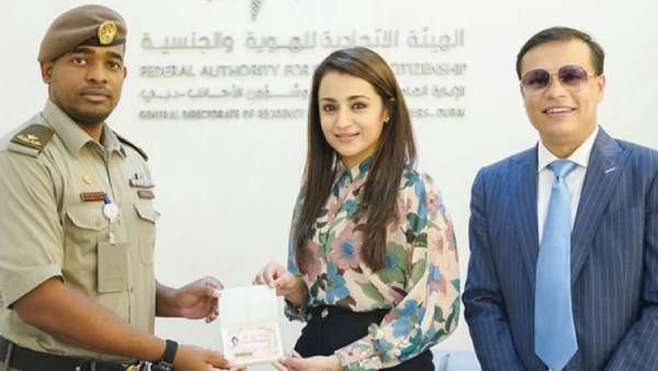 ரொம்ப ஹேப்பி.. கோல்டன் விசாவை பெற்ற முதல் தமிழ் நடிகையானார் த்ரிஷா.. வாழ்த்தும் ரசிகர்கள்!