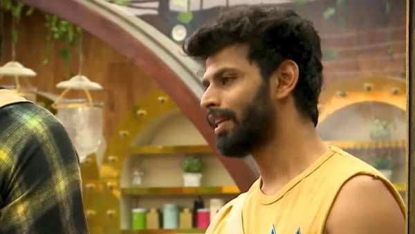 நீ என்ன பெரிய அப்பாட்டக்கரா.. உன்னை வச்சு செய்றேன்.. நிரூப்பை வெளுத்து விட்ட வருண்!