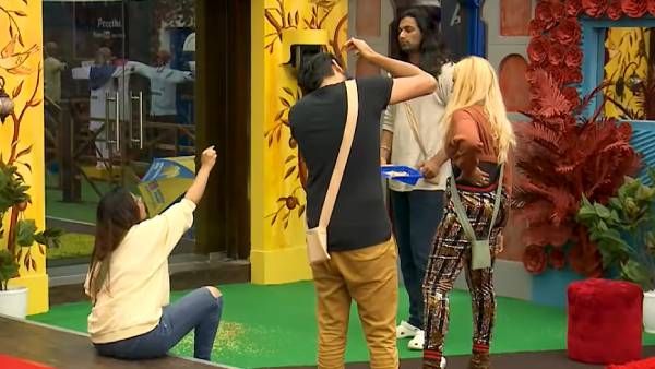 உன் பாயிண்ட் என்ன...நிரூப்புடன் சண்டை போடும் பிரியங்கா, அபிநய்