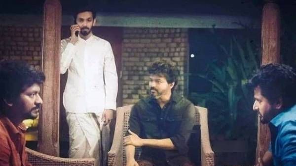 விஜய், சிவகார்த்திகேயன், நெல்சன் மற்றும் அனிருத் சீக்கிரமே இன்னொரு கசகசா ட்ரீட் கொடுக்கப் போறாங்க!