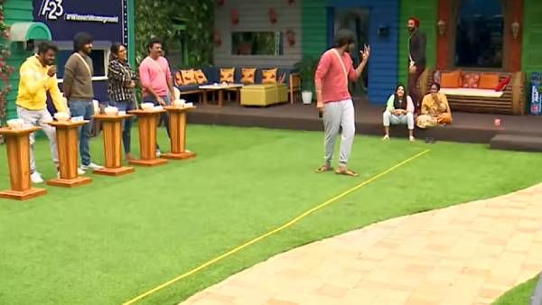 இந்த வாரமும் டபுள் எவிக்ஷனா... வெளியேறுவதிலும் கடுமையாக போட்டி போடும் அந்த 3 பேர்