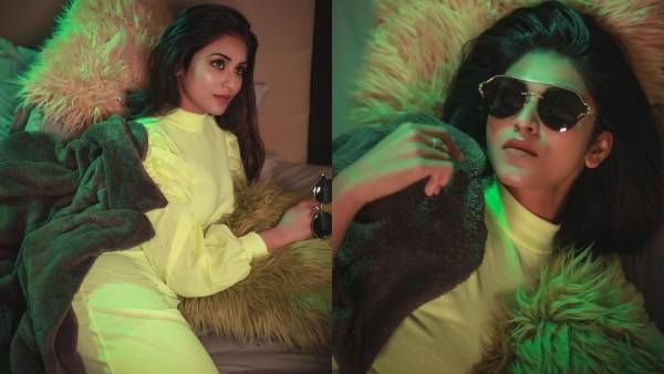 குளிர்காலத்திற்கு குளு குளு போட்டோ ஷூட்.. அசத்தும் இந்துஜா!