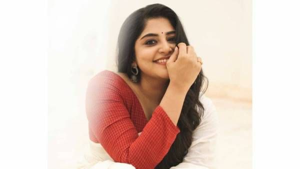 கேரளா சேலையில் சொக்கவைக்கும் மஞ்சிமா மோகன்!