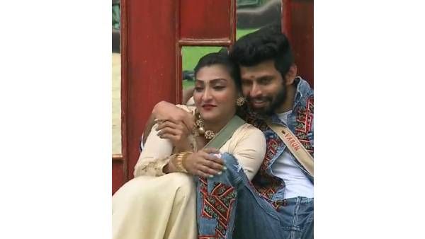 ஒன்றாக வெளியேறிய வருண், அக்ஷரா...கண்ணீருடன் வழியனுப்பிய போட்டியாளர்கள்