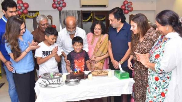 குடும்பத்துடன் பிறந்தநாளை கொண்டாடிய சூப்பர் ஸ்டார்... வைரலாகும் புகைப்படங்கள்!