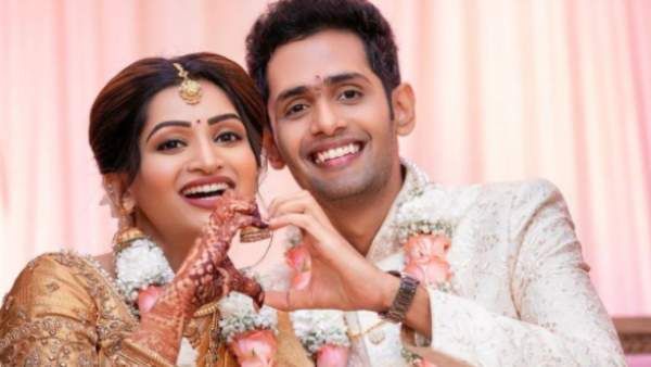 'தமிழும் சரஸ்வதியும்' சீரியல் நடிகைக்கு கல்யாணமாயிடுச்சு... நீண்ட நாள் காதலரை கரம் பிடித்தார்!