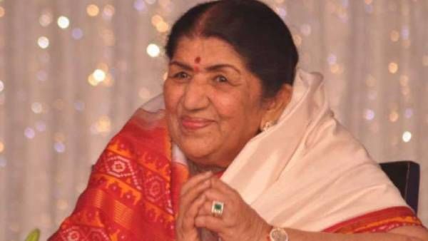 பல நாட்களாக மருத்துவமனையில்... எப்படி இருக்கிறார் லதா மங்கேஷ்கர்