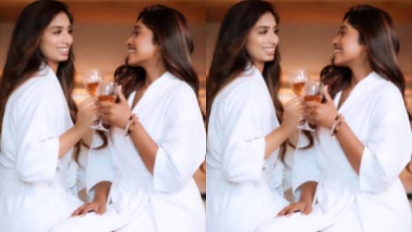 பிக் பாஸ் சுருதி, மதுமிதாவின் ரணகளமான போட்டோ… என்னத்த சொல்ல… நீங்களே பாருங்க !