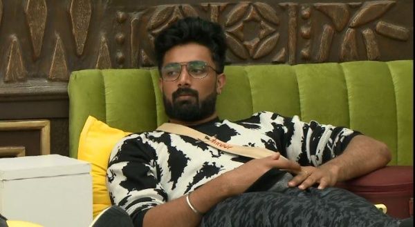 ஃபினாலேவுக்கு வந்த ரகசியத்தை அம்பலப்படுத்திய நிரூப்.. அதில் மட்டும் ரொம்ப கவனமா இருந்தாராம்!