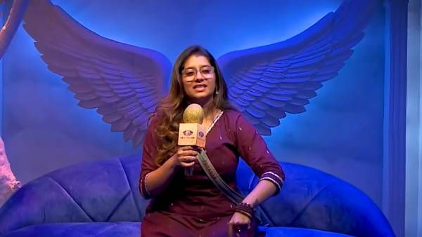 இந்த இடத்துக்கு வர ரொம்ப கஷ்டப்பட்டேன்.. பிடிச்சிருந்தா ஜெயிக்க வைங்க.. ஓட்டுக் கேட்கும் பிரியங்கா!