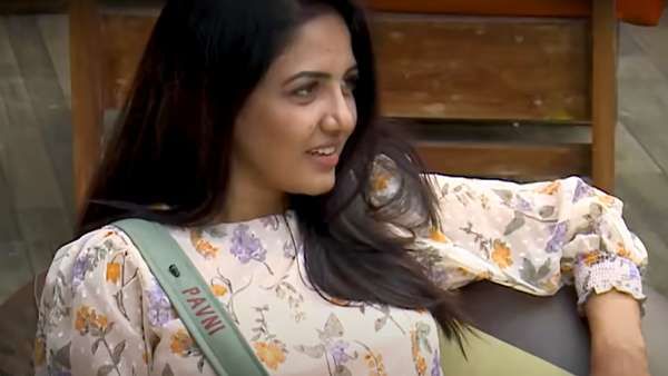 பாவனி கண்ணீர் விட்டால் சென்னையில் வெள்ளம் வந்துடும்...போட்டியாளர்களை கலாய்த்த சரத்குமார்