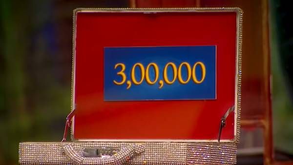 வெறும் 3 லட்சம் தானா...பெட்டி கொண்டு வந்தவர் சம்பளத்தை விட குறைவா இருக்கே