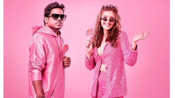 அனிருத் 2-2ன்னு போட்டா.. யுவன் 3-3ன்னு போட்டு இருக்காரே.. கையில் லாலிபாப்புடன் என்ன சொல்ல போறாரோ?