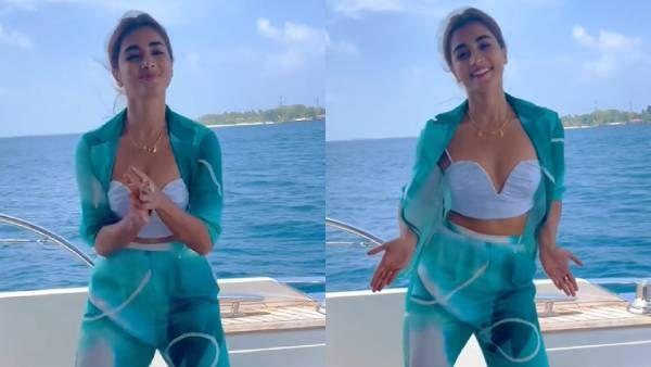 அரபிக்குத்துக்கு எப்படி ஆடனும் தெரியுமா... கடலையே சூடாக்கிய பீஸ்ட் நாயகி