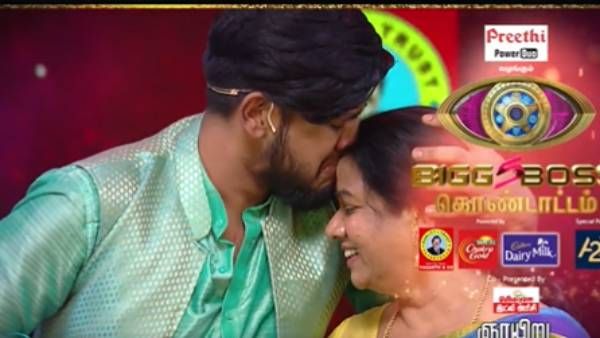 “அம்மாதான் என் கடவுள்“… மேடையில் கதறி அழுத அபிஷேக் ராஜா!