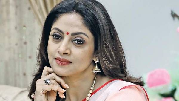 முத்தத்திற்கு பயந்து ஒதுங்கிப்போன நடிகை... யார்ன்னு தெரியுமா?