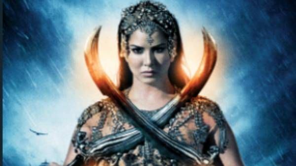 ’மம்மி’ பட பேய் மாதிரி மிரட்டுறாரே சன்னி லியோன்.. ஓ மை கோஸ்ட் ஃபர்ஸ்ட் லுக் ரிலீஸ்!