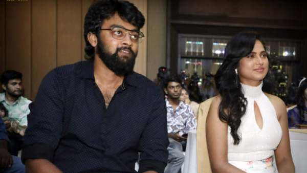 ரம்யா பாண்டியன் ராக்கிங்.. ரெட்ரோ லுக்கில் என்னம்மா அழகா இருக்காரு.. வெளியானது தோட்டா பாடல்!