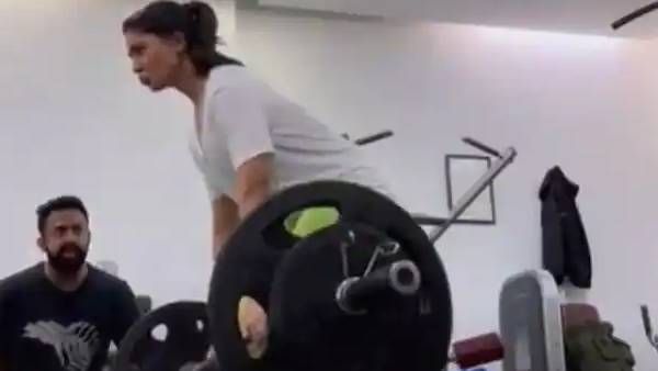 இன்னும் 10 தான் இருக்கு.. இன்ஸ்டாகிராமில் சமந்தா பகிர்ந்த தகவல் எதப்பத்தி சொல்லியிருக்காங்க பாருங்க!