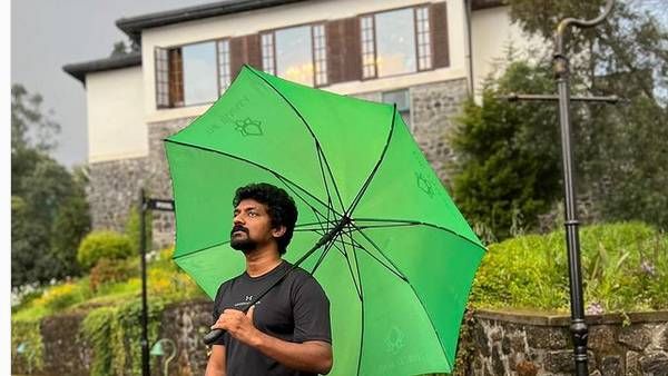 மனைவியுடன் ஜாலி டூர் அடித்து வருகிறாரா நெல்சன்? ரெண்டு பேரும் மாத்தி மாத்தி போஸ்ட் போடுறாங்களே!