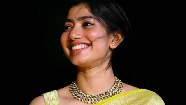 அங்க காஷ்மீர் பண்டிட்கள்.. இங்க இஸ்லாமியர்கள்.. சாய் பல்லவி ஓப்பன் டாக்!