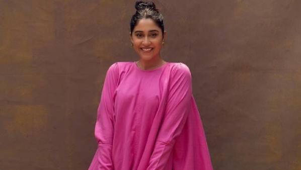 என்ன வேணாலும் பேசலாம்னு நினைக்கிறாங்க.. தன்னை விமர்சித்தவர்களை கிழித்து தொங்கவிட்ட ரெஜினா!