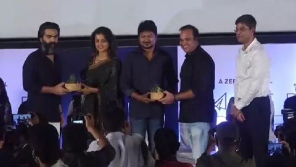 சிரிச்சு முடியலப்பா...மேடையில் மாறி மாறி கலாய்த்துக் கொண்ட உதயநிதி - கிருத்திகா உதயநிதி