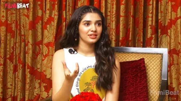 லிங்குசாமி இப்படி செய்ததால் அழுதேன்...வாரியர் பட நடிகை கிருத்தி ஷெட்டி சொன்ன காரணங்கள்