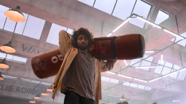 சிங்கம் பாதி..புலி பாதி..இரண்டு சேர்ந்த “லைகர்“ அட்டகாசமான டீசர் ரிலீஸ் !