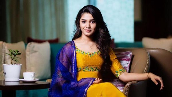 பாலிவுட்டா வேண்டாம் சாமி..பட வாய்ப்புகளை மறுக்கும் இளம் நடிகை..இதுதான் காரணமா?