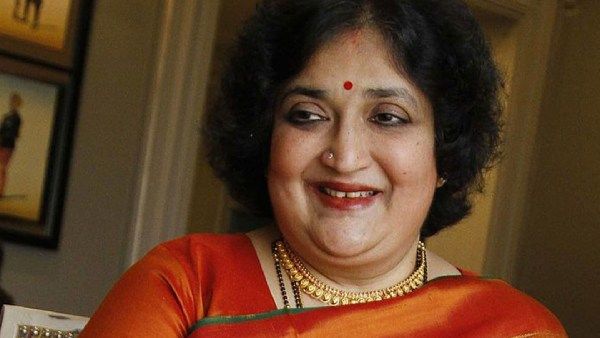 கோச்சடையான் படத்திற்காக கடன் பெற்ற விவகாரம்: லதா ரஜினிகாந்த் மீதான வழக்கில் 3 பிரிவுகள் ரத்து