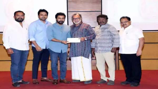 நடிகர் சங்க கட்டிடத்திற்காக ரூ.25 லட்சம் நிதி வழங்கிய விருமன் டீம்