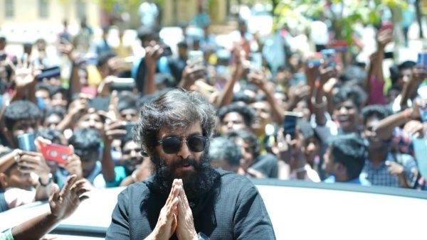 நான் ஒரு சினிமா பைத்தியம்.. இப்பக்கூட கேவலமா(தாடியோட) இருக்கேன் - விக்ரம் வேறலெவல் பேச்சு!