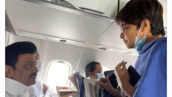 பறந்துகொண்டிருந்த விமானத்தில் முதலமைச்சர் ஸ்டாலின் முன்னால் பெண் செய்த தில்லான சம்பவம்