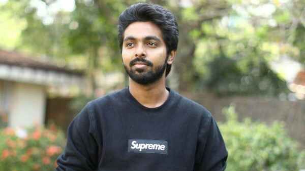 கஷ்டம்ன்னு வந்துட்டா கர்ணனா மாறிடுவாப்ல… கல்லூரி மாணவிக்கு செய்த உதவிய இசை அசுரன் ஜிவி பிரகாஷ்..