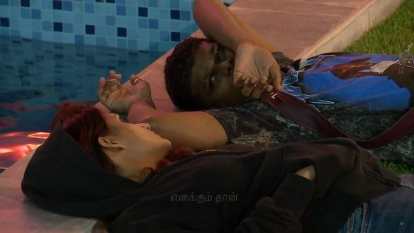 பிக் பாஸ்: குயின்ஸியிடம் அத்துமீறிய அசல் கோளார்.. நிவாஷினியிடம் நீச்சல் குளத்தில் வேறலெவல் கடலை!