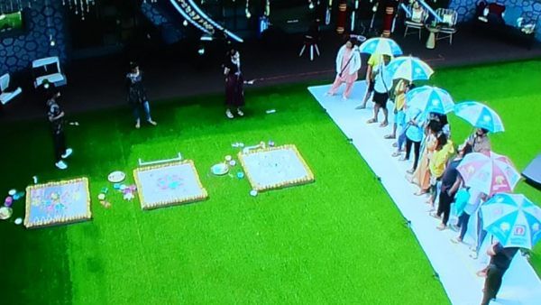 இப்படிக்கூட தலைவருக்கு போட்டியா?.. பிக் பாஸ் தலைவரானார் குயின்சி