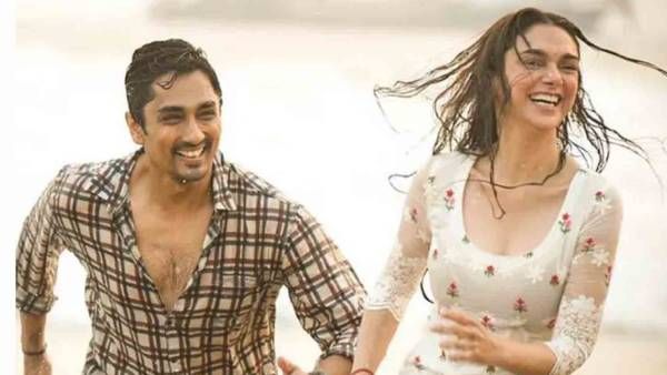 நெருக்கமாக செல்ஃபி..காதலை உறுதி செய்த சித்தார்த்? கிசுகிசு உண்மை தானா!