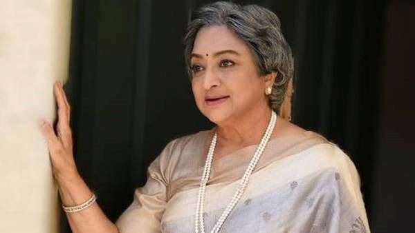 நான் உயிரோடத்தான் இருக்கேன்.. ஏன் இப்படி கிளப்பி விட்டாங்கன்னு தெரியல.. நடிகை லக்‌ஷ்மி வருத்தம் !