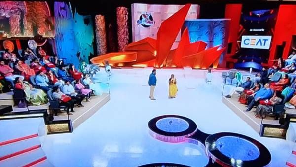 குழந்தை பிறந்த நாளில் 10 ஆண்டுகளாக பூஜை செய்கிறேன்..’நீயா நானா’வில் வாடகைத்தாயின் நெகிழ்ச்சி பதிவு