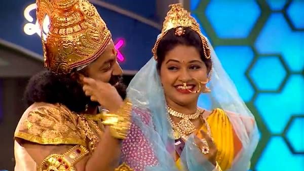 ரச்சிதா கையை புடிச்சி.. சுத்தி.. கட்டிப்புடிச்சி என்னவொரு டான்ஸ்.. ராபர்ட் மாஸ்டரின் ராஜ வாழ்க்கை!