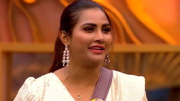 எனக்கு புறம்பேசும் புத்தி கண்டிப்பாக இருக்கு.. ஒப்புக் கொண்ட மைனா.. பிக்பாஸ் ப்ரமோவில் சுவாரஸ்யம்!